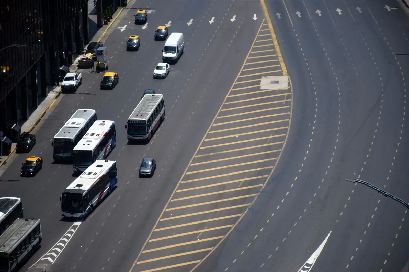 Avenida Leandro Alem desde la Torre IBM.