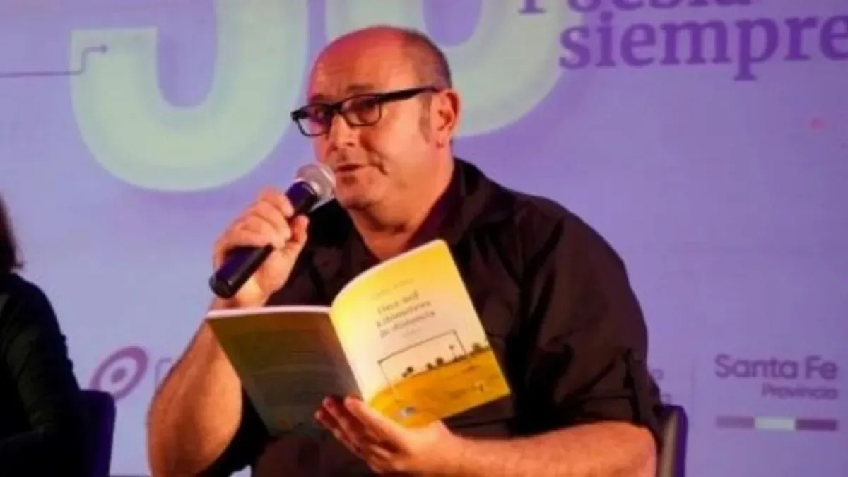 Yamil Dora y la vergüenza como motor literario: la historia de un hijo de cabaret